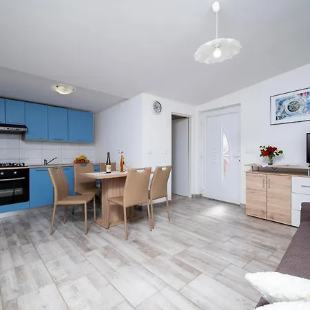 Apartment Lovely In With Wifi *